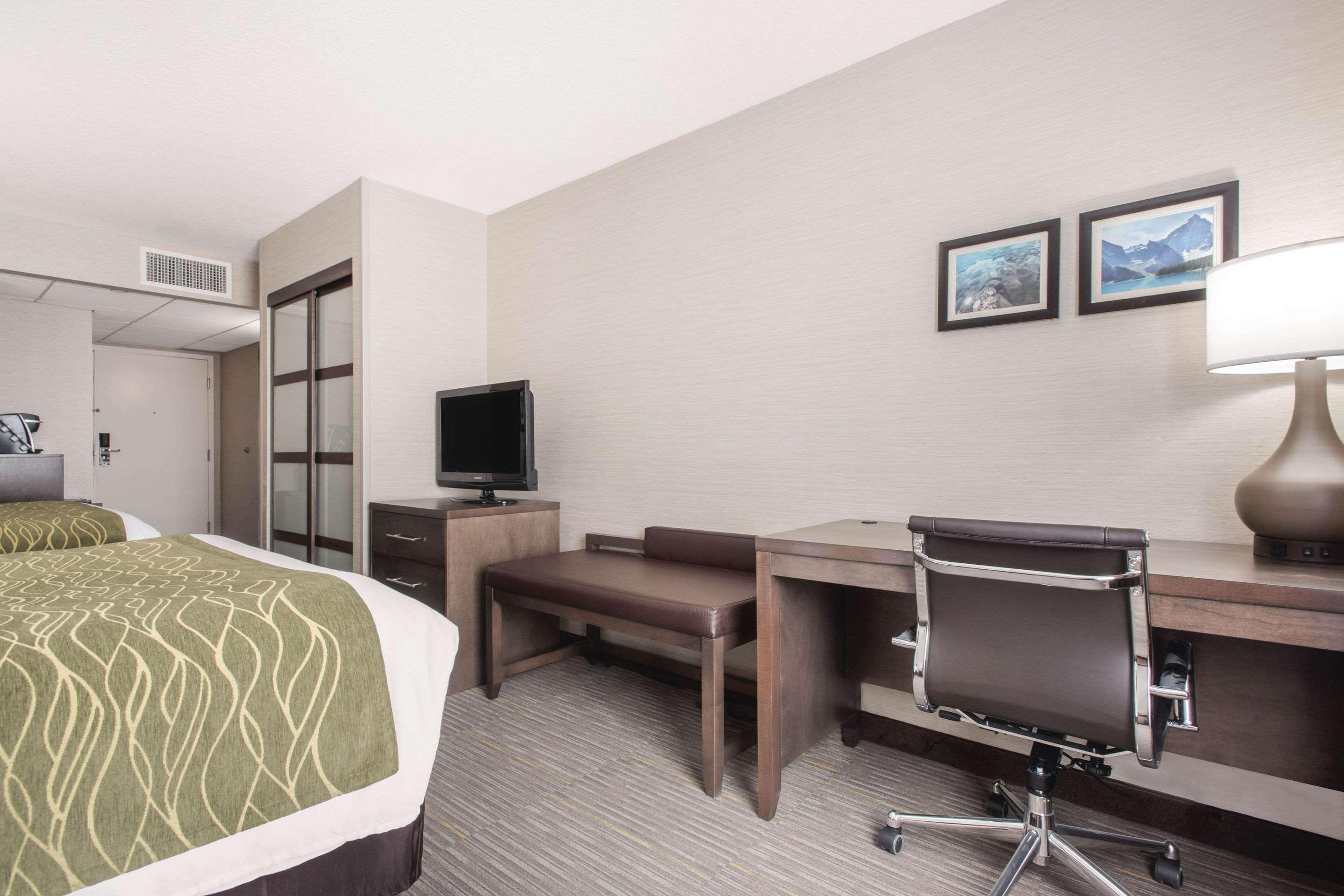 רד דיר Comfort Inn & Suites מראה חיצוני תמונה