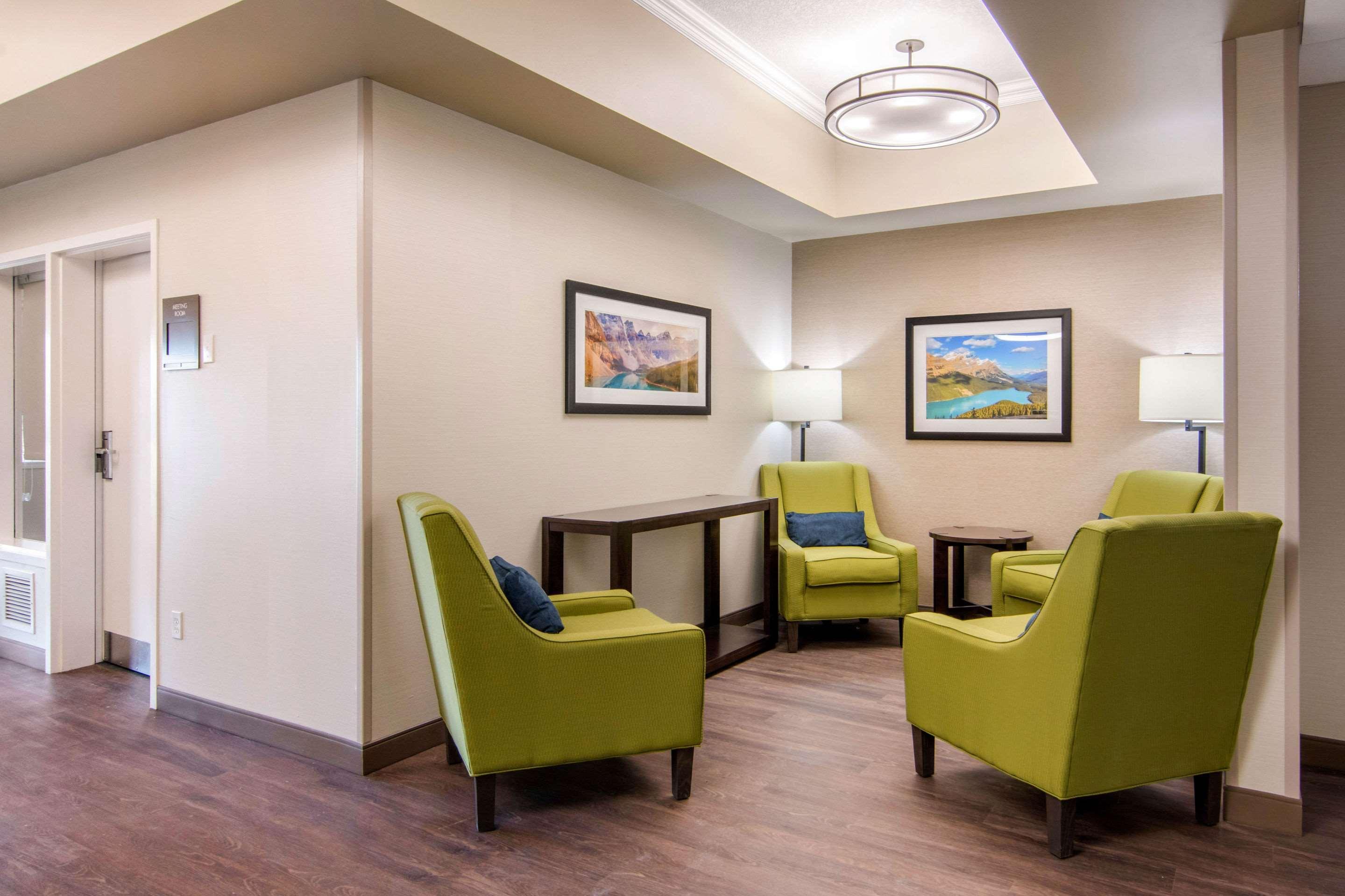 רד דיר Comfort Inn & Suites מראה חיצוני תמונה