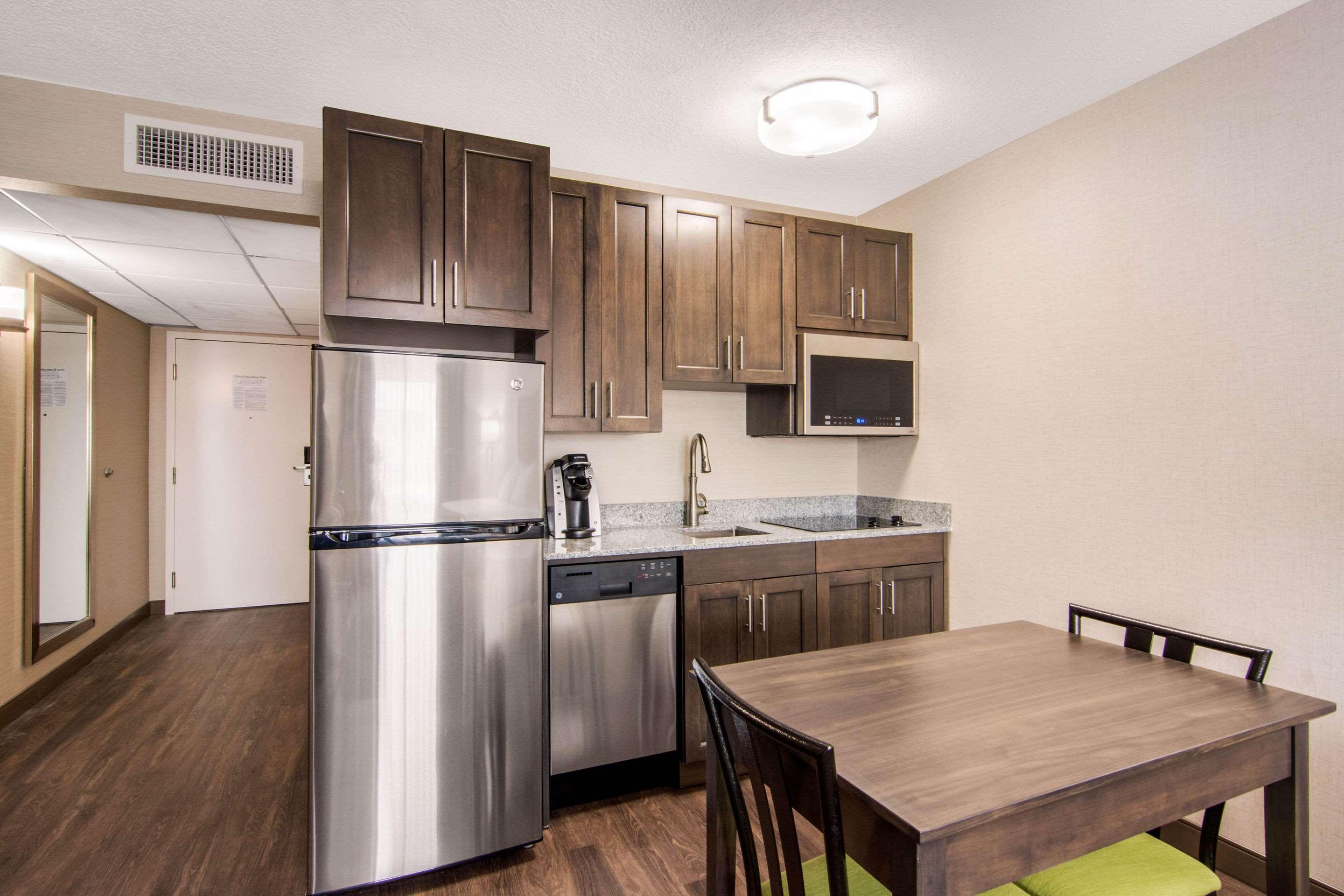 רד דיר Comfort Inn & Suites מראה חיצוני תמונה