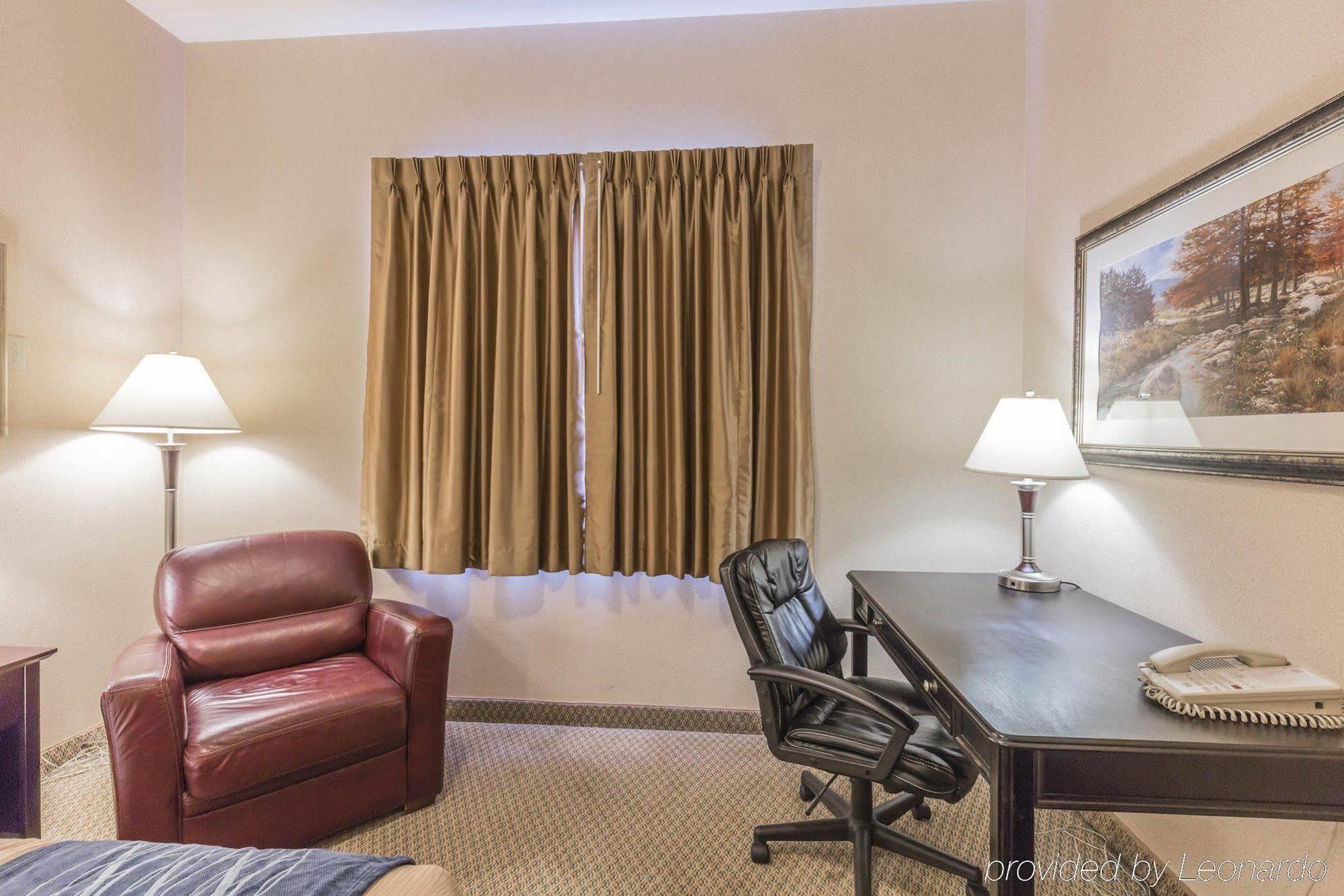 רד דיר Comfort Inn & Suites מראה חיצוני תמונה