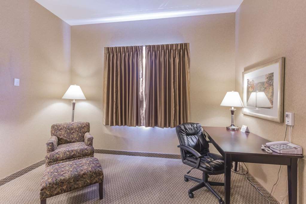 רד דיר Comfort Inn & Suites חדר תמונה